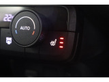 シートヒーター装備付き車!!座席に埋め込まれた電熱線によりシートを暖めることが出来る装備で、温められたシートは、寒い冬には最適です!!