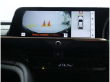パノラミックビューモニター装備!トップビュー&フロントビュー・車両に取り付けたフロント、サイド、バックカメラの映像を合成して画面上に表示させることで、低速時の運転を補助する装置です。