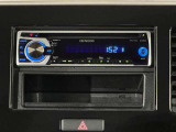 CDレシーバーが装備されております。お好きな音楽を聴きながら快適にドライブができます。