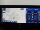 ナビゲーション付き。タッチパネル式で使いやすく、お出かけもラクラクです。