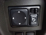 【電動格納ドアミラー】狭い駐車場で便利な電動格納ドアミラーが付いています。