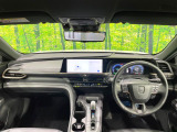 クラウンクロスオーバー 2.5 G アドバンスト レザー パッケージ E-Four 4WD 