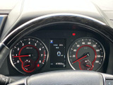 視認性の高いメーターで、運転に必要な情報をしっかり確認できます。安全運転をサポートする機能も充実。