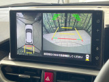【パノラミックビューモニター】専用のカメラにより、上から見下ろしたような視点で360度クルマの周囲を確認することができます☆死角部分も確認しやすく、狭い場所での切り返しや駐車もスムーズに行えます。