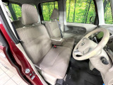 運転席シート廻りは使用感も少なく、良好な状態となっています。丁寧に使われていたことがよくわかりますね。