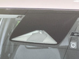【ホンダセンシング】走行中に前方の車両等を認識し、衝突しそうな時は警報とブレーキで衝突回避と被害軽減をアシスト。より安全にドライブをお楽しみいただけます。