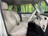 運転席シート廻りは使用感も少なく、良好な状態となっています。丁寧に使われていたことがよくわかりますね。