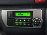 オートエアコンを装備しております!自動で調整してくれますので、車内も快適です☆