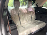 床下収納式のサードシートです。座席部分をコンパクトに収納でき、広大な荷室スペースとしてお使いいただけます!乗車人数や荷物の量など利用シーンに合わせて3列目を有効活用でき、とっても便利♪