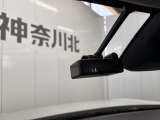 バックギアに入れるだけで自動でリヤカメラに切り替わります!車庫入れやバックが苦手な方にオススメ!