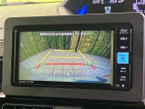【バックカメラ】駐車時に後方がリアルタイム映像で確認できます。大型商業施設や立体駐車場での駐車時や、夜間のバック時に大活躍!運転スキルに関わらず、今や必須となった装備のひとつです!