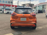 火曜日〜土曜日は9:30〜18:30、日曜日は9:30〜18:00まで営業しております。(月曜定休、その他会社カレンダーをご確認下さい)