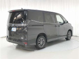 バックカメラ付きです♪車庫入れの苦手な方も安心ですね♪♪
