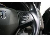 Hondaセンシングの機能のひとつ、アダプティブクルーズコントロール付!アクセルから足を離しても設定したスピードと前車との車間を保ち走行してくれます!車線維持もアシスト☆高速道路で疲労軽減ですね☆