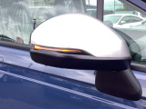 オシャレさと視認性を兼ね備えたLEDミラーウインカー♪