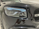 LEDインテリジェントライチシステム搭載!複数の照射モードおよび機能を備え、走行状況に適した照射を行います。