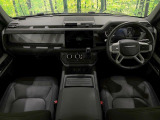 ディフェンダー 110 X ダイナミック HSE 3.0L D300 ディーゼル 4WD 