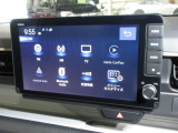 ナビゲーションは純正9インチコネクトナビ(LXU-252NNi)を装着しております。AM、FM、Bluetooth、フルセグTVがご使用いただけます。初めて訪れた場所でも安心ですね!
