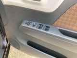 運転席パワーウインドウスイッチ