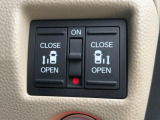【両側パワースライドドア】スマートキーや運転席のスイッチで後席両側スライドドアの開閉が可能♪電動だから力を入れてドアを開ける必要が無く、小さなお子様でも簡単に開け閉めでき快適です♪