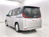 走りにこだわりながら収納力も持ち合わせたお車です。荷物を載せて軽快なドライブを楽しめますよ♪