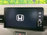 【メーカー純正9インチナビ】インテリアに溶け込むスタイリッシュな「専用設計」メーカーナビを装備♪視認性や操作性など基本性能にも優れ、より上質なカーライフをお楽しみいただけます。
