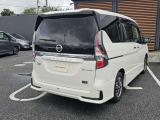 全車、内外装はプロのクリーニング施工済み。その他ボディコーティングガードコスメSP施工なども、是非ご相談ください。