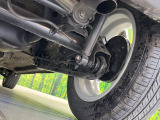 お車を安心してお乗りいただく為には、足回りの定期点検が欠かせません。サービスサポート(有償保証)では無料点検もご提供しており、安心のカーライフをお過ごしいただけるサポート体制が整っています。