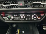 Wエアコン付きです!運転席・助手席それぞれ快適な車内でお過ごしいただけます。寒い時期には嬉しいシートヒーター付きです!