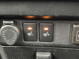 運転席、助手席にはシートヒーターが付いています。最近の冬場は例年よりも寒くなっています。。。シートヒーターがあるとないとじゃ大違い!ぜひお試しあれ!