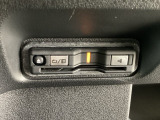 ETC車載器付。ETCが使用可能な道路通行料はキャッシュレスでスマートに走行できます。再セットアップして納車致します。