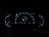 展示車は全てトヨタの車を知り尽くしたエキスパートが基本性能に関わる機能や状態を徹底的にチェックしています。消耗部品の事前交換など法定12ヶ月点検相当の点検・整備を必ず実施しています。