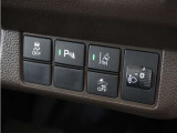 ◆パーキングセンサーシステム◆車庫入れの時などに近くに障害物がある場合、障害物までの距離を音で知らせてくれます。