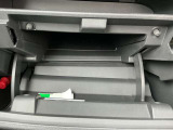 グローブボックスも収納しやすさ◎