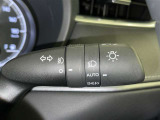 【オートライト】車外の明るさに応じて自動的にライトの点灯・消灯をしてくれます