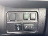 店舗にて現車の確認もいただけますので、お電話で在庫のご確認の上是非ご来店くださいませ。