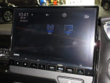 ナビゲーションは純正9インチメモリーナビ(LXU-237NBi)を装着しております。AM、FM、CD、DVD再生、Bluetooth、音楽録音再生、フルセグTVがご使用いただけます。