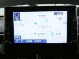 【ディスプレイオーディオナビ】タッチパネルで目的地セットも簡単です。※TV視聴機能・CD&DVD再生機能は搭載されておりません。