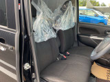 乗り降りのしやすい快適な室内空間です☆