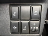 電動スライドドアは運転席からも開閉が可能です。