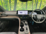 クラウンクロスオーバー 2.5 G アドバンスト レザー パッケージ E-Four 4WD 