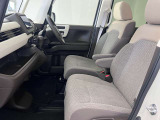 【車内ルームクリーニング済】専門スタッフにより車内はきれいにルームクリーニングを行っております。