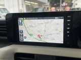 メモリーナビ(テレビ付)搭載で、初めての道や遠出でも安心です!Bluetoothが使えるので、好きな音楽を聴きながら楽しいドライブを♪