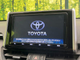 【純正9型ナビ】人気の純正ナビを装備しております。ナビの使いやすさはもちろん、オーディオ機能も充実!キャンプや旅行はもちろん、通勤や買い物など普段のドライブも楽しくなるはず♪