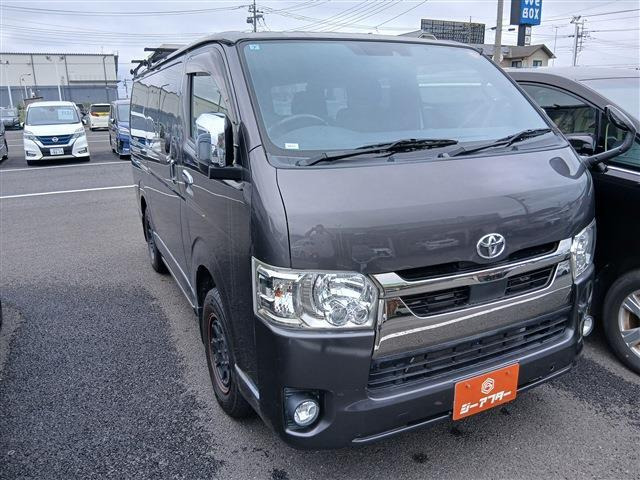 トヨタ ハイエースバン 