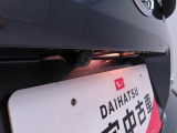 バックの苦手な初心者や女性にうれしいバックモニター 運転席の死角になる真後ろが確認できます。 (^^♪