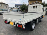 荷台&鳥居鉄板貼りやロープ穴、荷掛けフックに加え、アルミ縞板架装や外装メッキ架装等も承ります☆