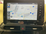 純正大画面ナビです。フルセグTVやBluetoothなど機能も充実しています。