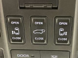 運転席天井部のサテライトスイッチです。