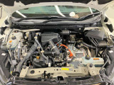 エンジンルームもクリーニング済みできれいですよ。日産の整備士がしっかりと丁寧に点検していますので安心してお乗りいただけます